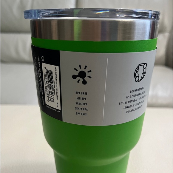 NWT - YETI Rambler Tumbler 30oz 887ml - Limited Edition Color Canopy Green - Picture 3 of 8